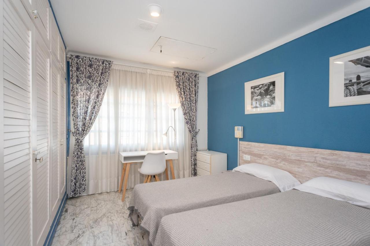 Villa Requesens On Canal Емпуриабрава Екстериор снимка