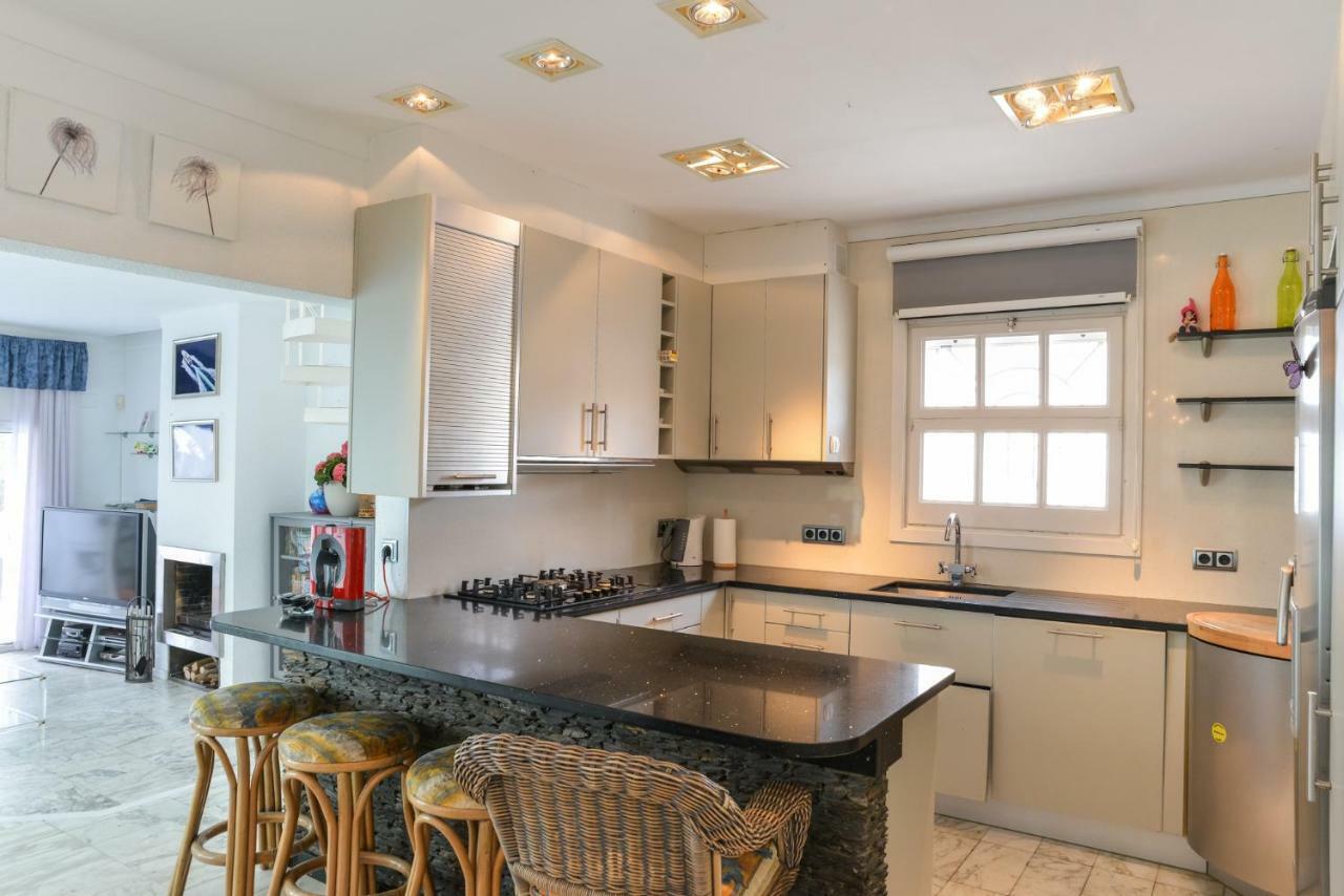Villa Requesens On Canal Емпуриабрава Екстериор снимка