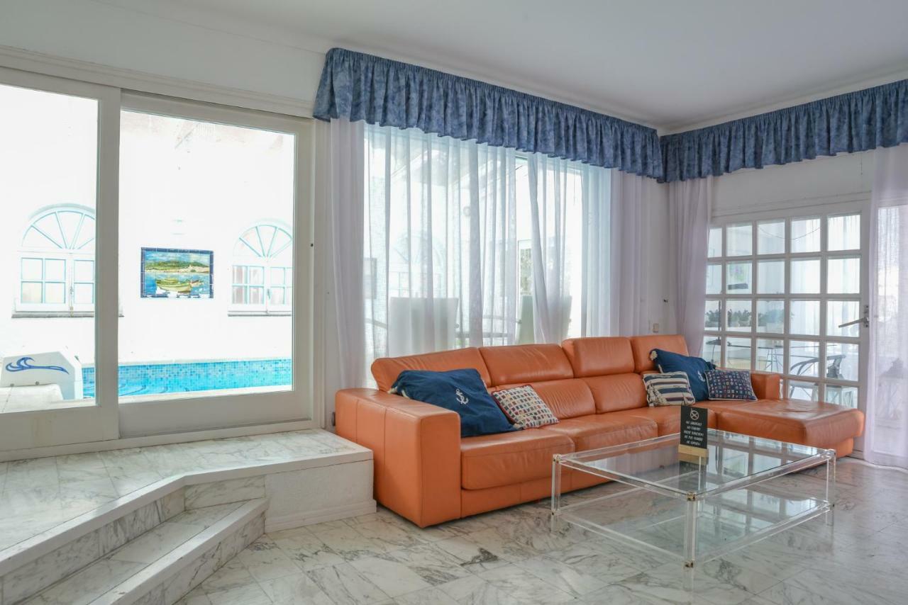 Villa Requesens On Canal Емпуриабрава Екстериор снимка